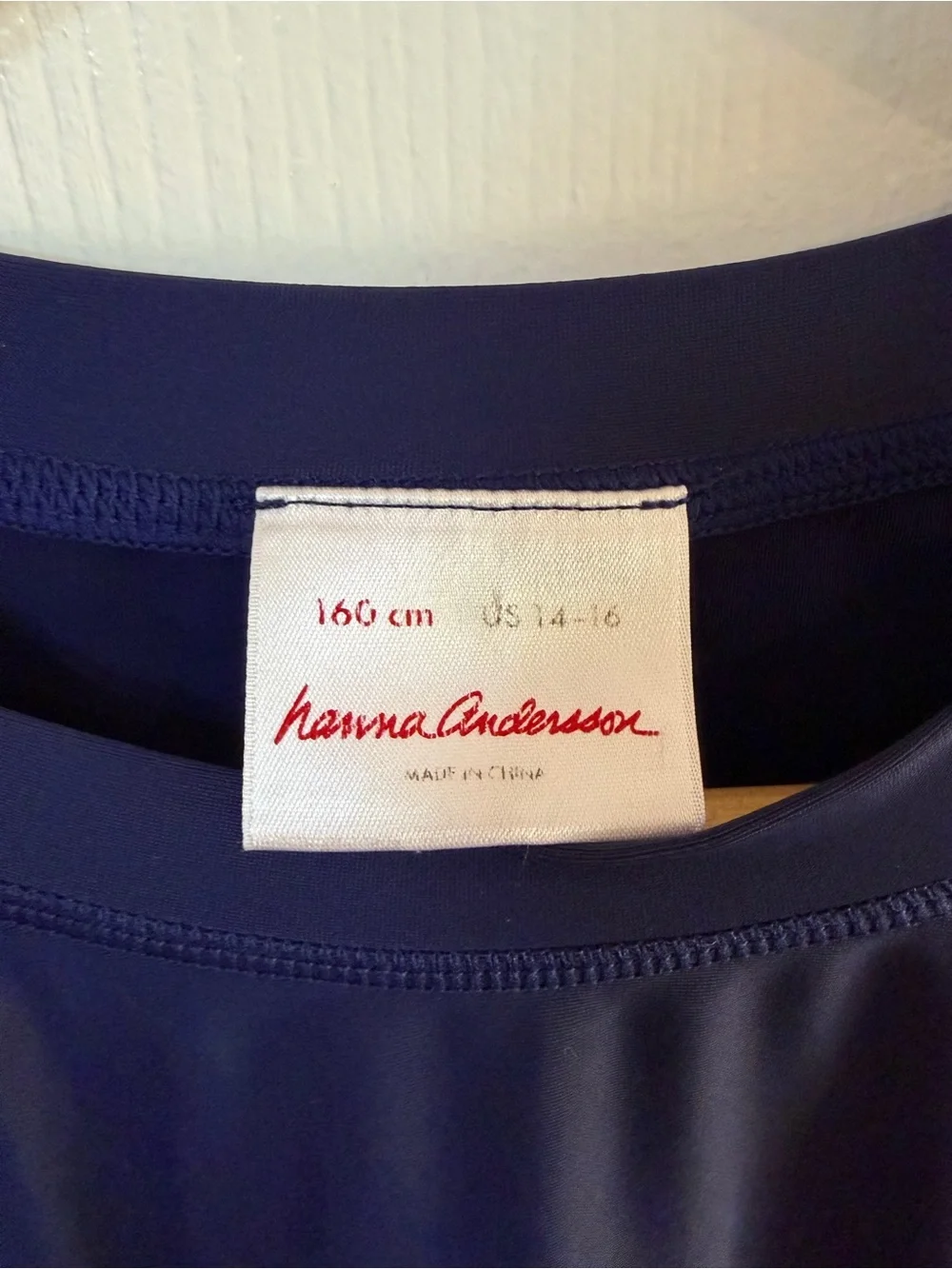 Hanna Andersson Navy and Red Long-Sleeve Rashguard Swim Top - Size 14